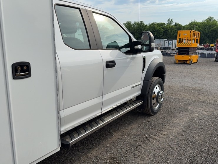 2019-ford-f550-image-6
