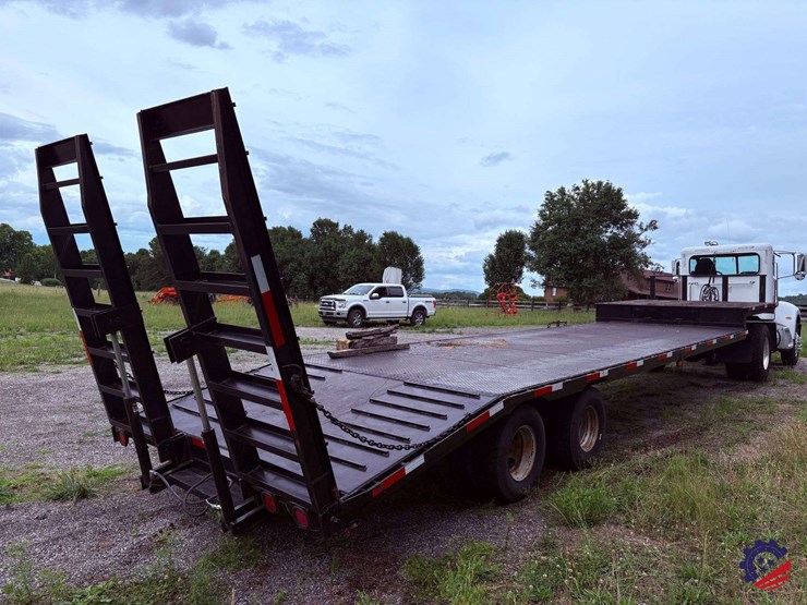 1995-cherokee-t/a-step-deck-equipment-trailer-image-5
