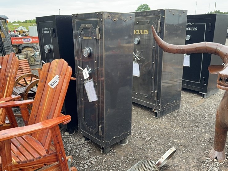 #6053-•-hercules-20"-gun-safe-image-1