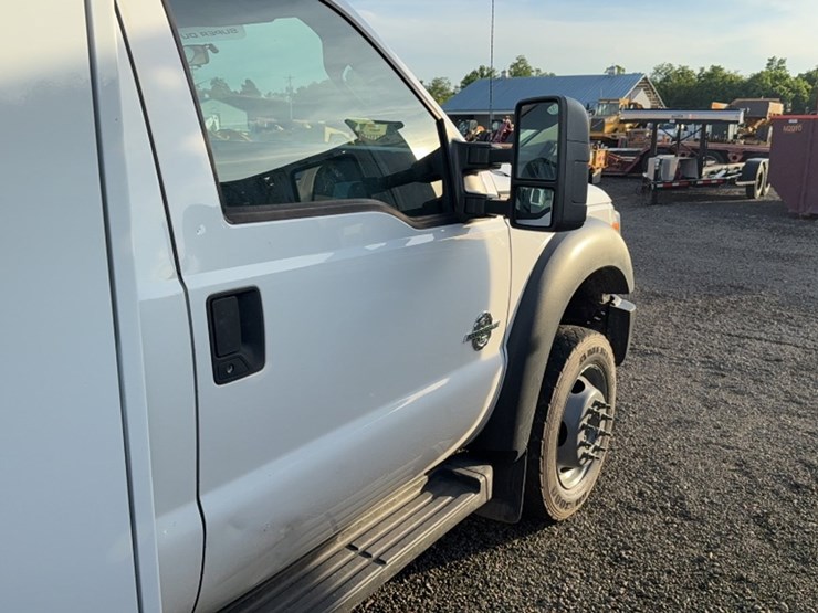 2014-ford-f550-image-6