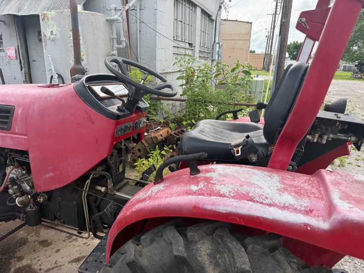 2006-farm-pro-2420-image-23
