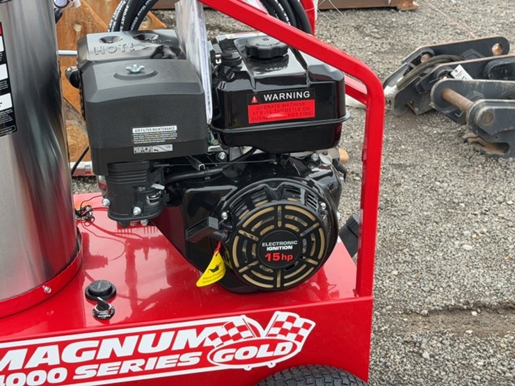#2025-•-magnum-4000-series-pressure-washer-image-4