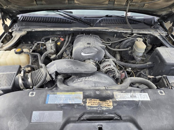 2001-chevrolet-silverado-1500-image-18