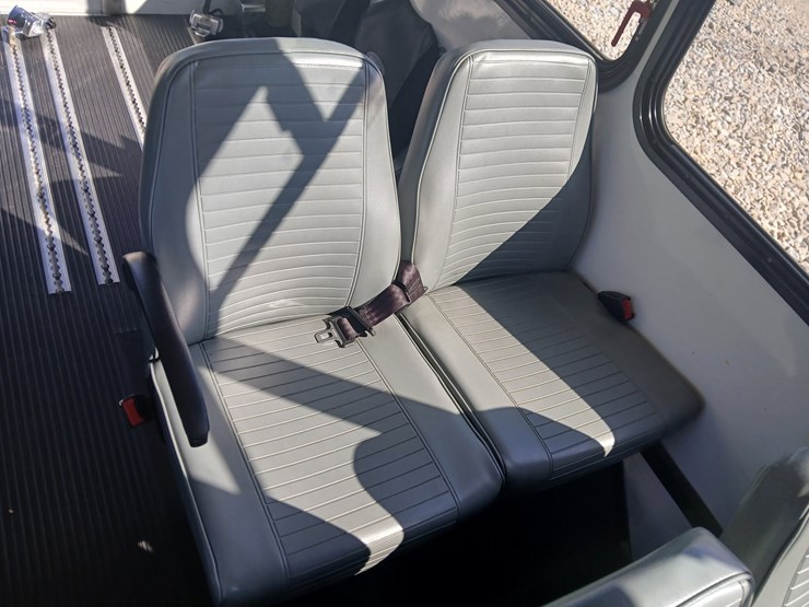 2009-ford-e450-image-44