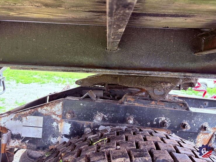 1995-cherokee-t/a-step-deck-equipment-trailer-image-15