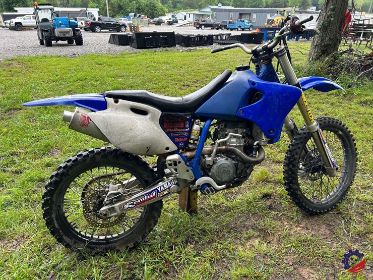 yamaha-dirt-bike-image-3