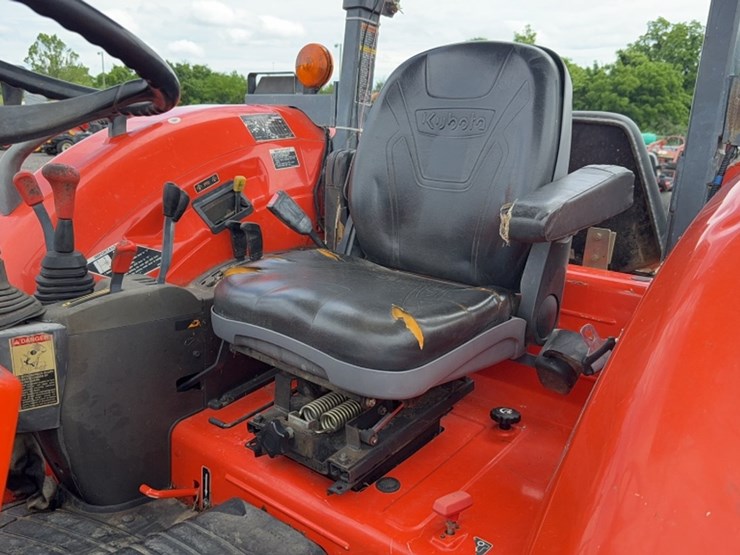 kubota-m8540-image-15