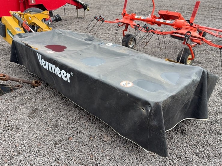 vermeer-m6050-image-3