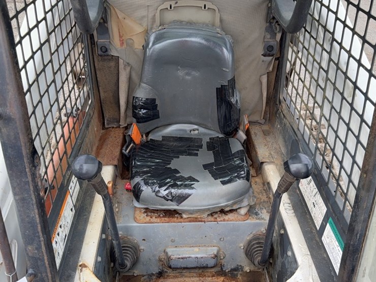 bobcat-t300-image-12