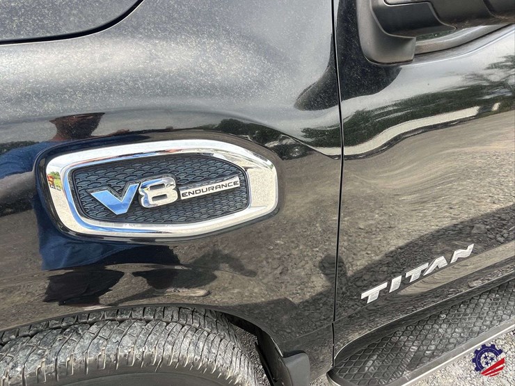 2017-nissan-titan-image-21
