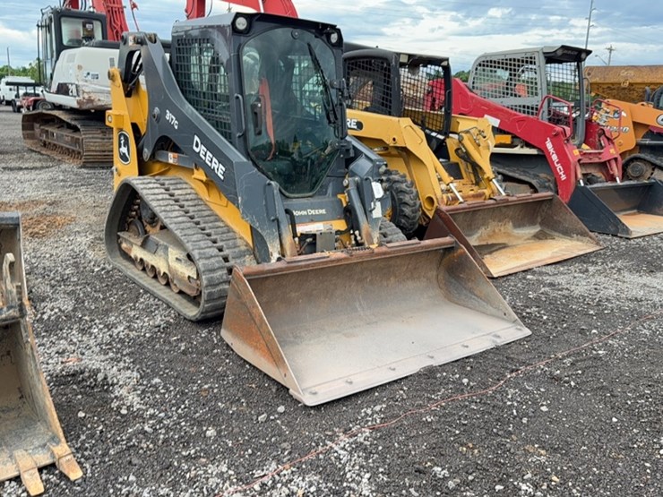 deere-317g-image-3