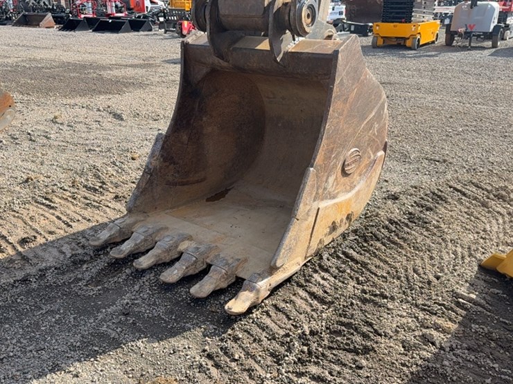volvo-ec250el-image-4