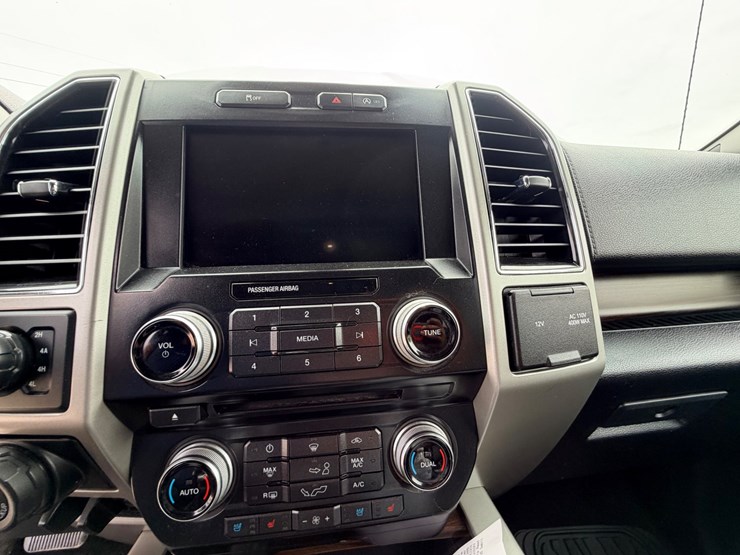 2017-ford-f150-image-55