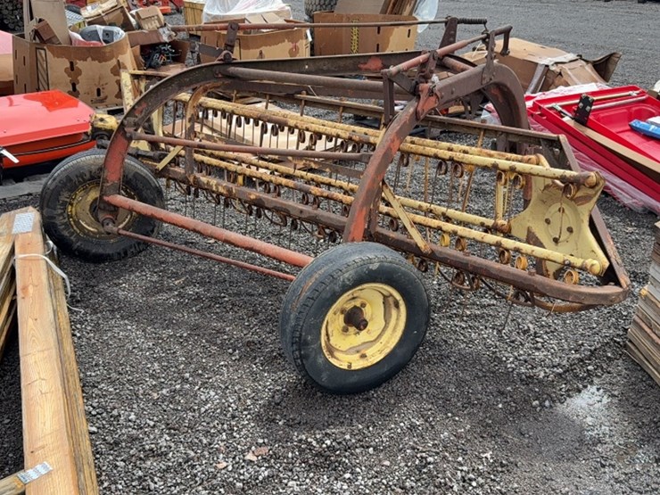 new-holland-256-image-4