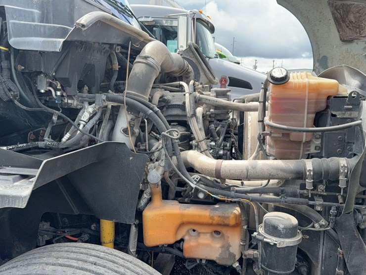 2012-international-prostar-image-21