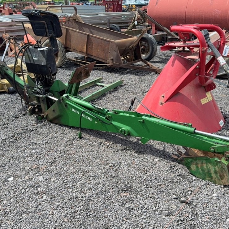 JOHN DEERE 7