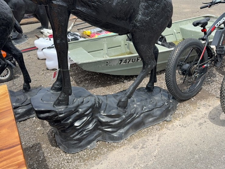 #6009-•-metal-elk-statue-image-3