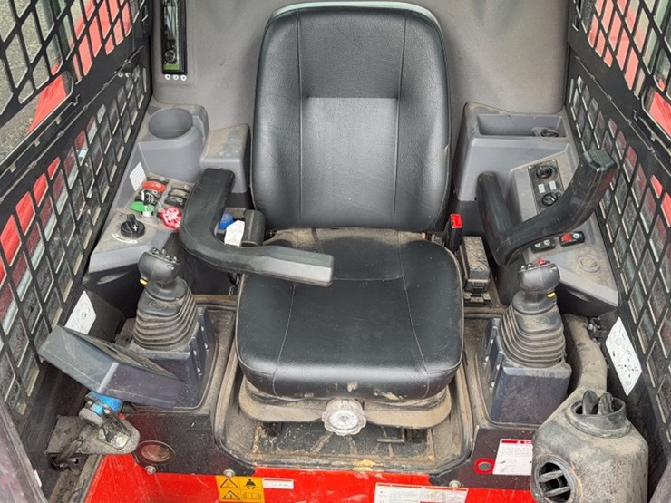 kioti-tl750-image-13