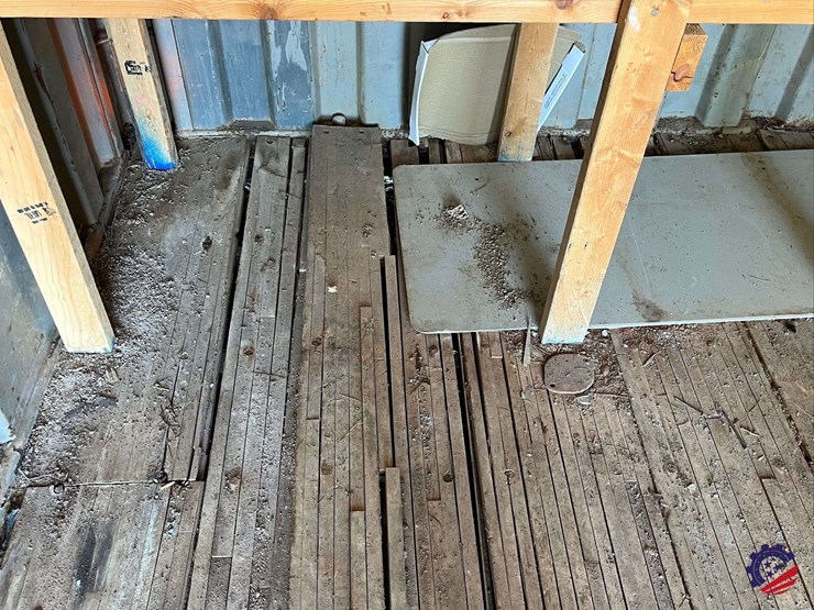 used-20’-storage-container-image-24