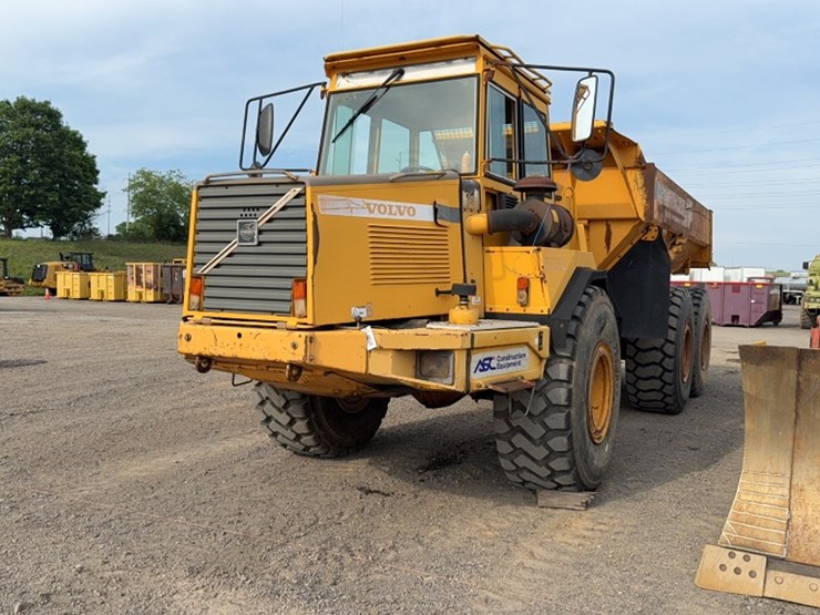 volvo-a25c-image-1