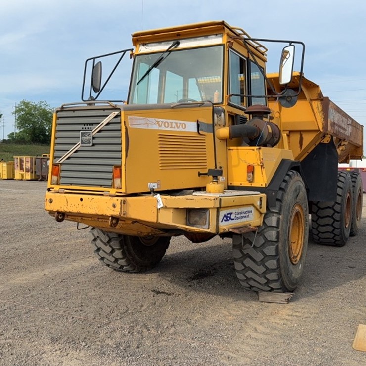 VOLVO A25C