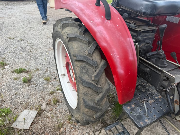2006-farm-pro-2420-image-11