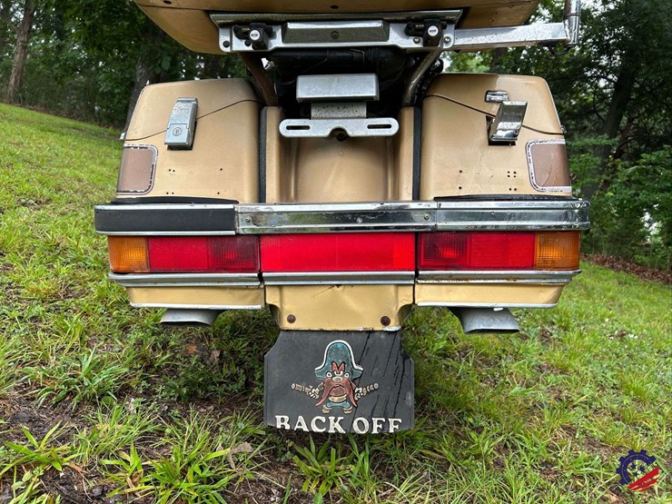1985-honda-gl1200-(goldwing)-l-motorcycle-image-24