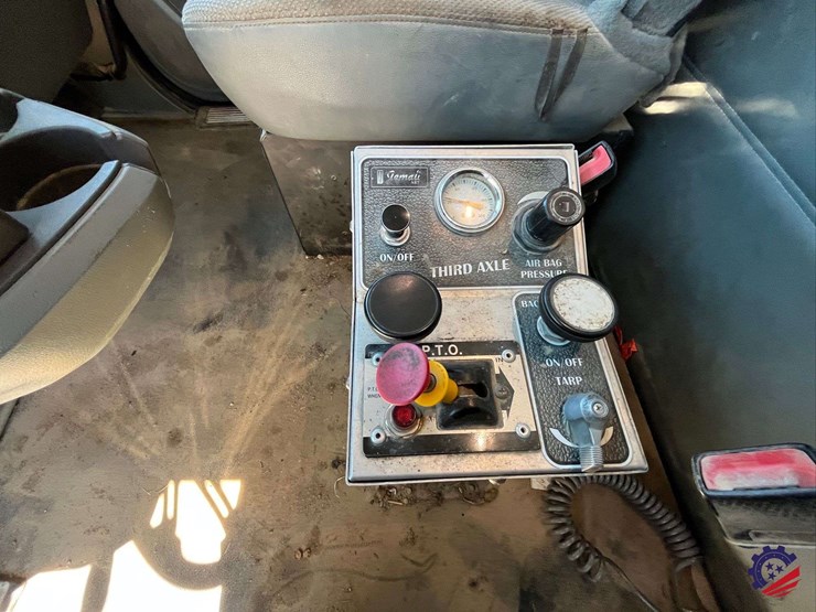 2017-kenworth-t680-image-75