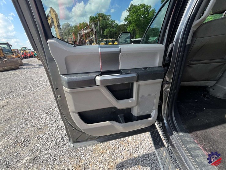 2016-ford-f150-xlt-image-66