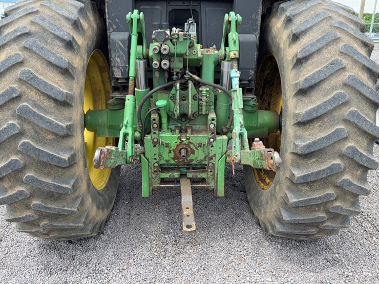 john-deere-6400-image-11