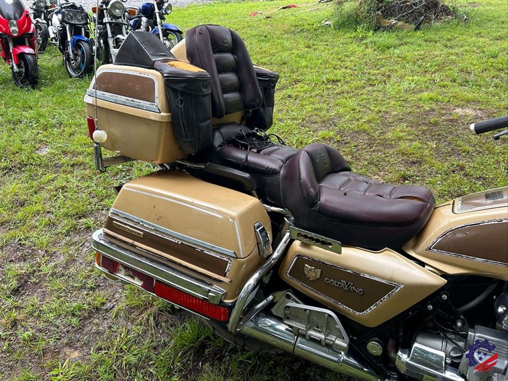 1985-honda-gl1200-(goldwing)-l-motorcycle-image-26