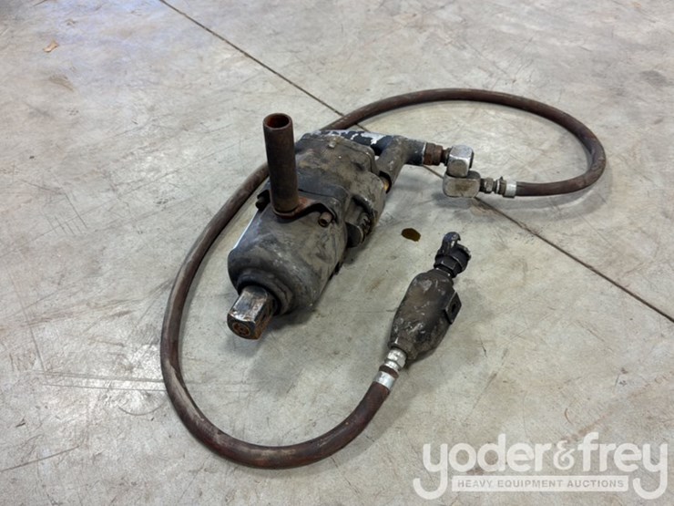 impact-wrench-air,-1.5"-image-1