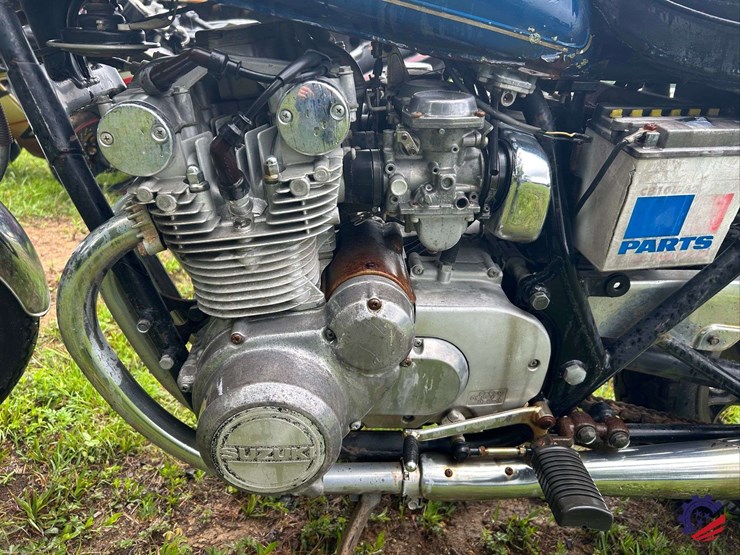 2008-suzuki-gs550e-motorcycle-image-8