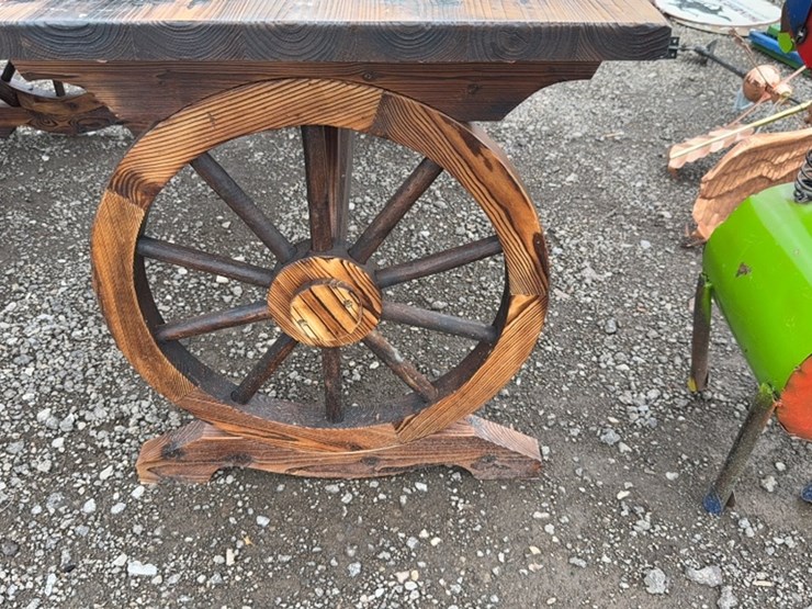 #6059-•-63"-wooden-wagon-wheel-table-image-5
