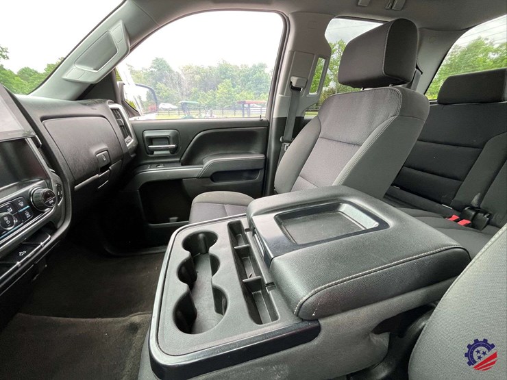 2017-chevrolet-silverado-lt-pickup-truck-image-85