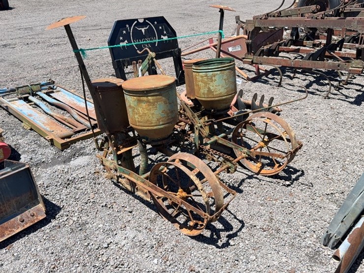 3390-john-deere-2-image-4