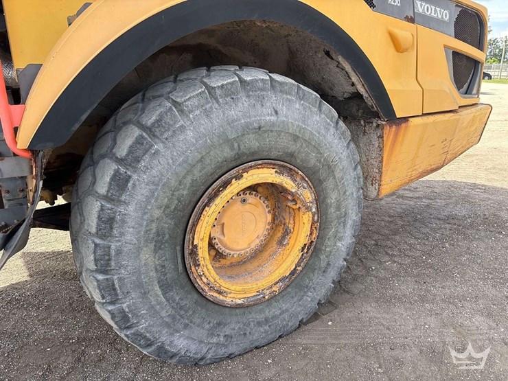 2015-volvo-a25g-image-34