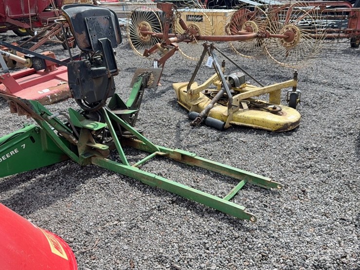john-deere-7-image-3