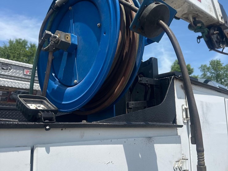 2007-ford-f750-image-25