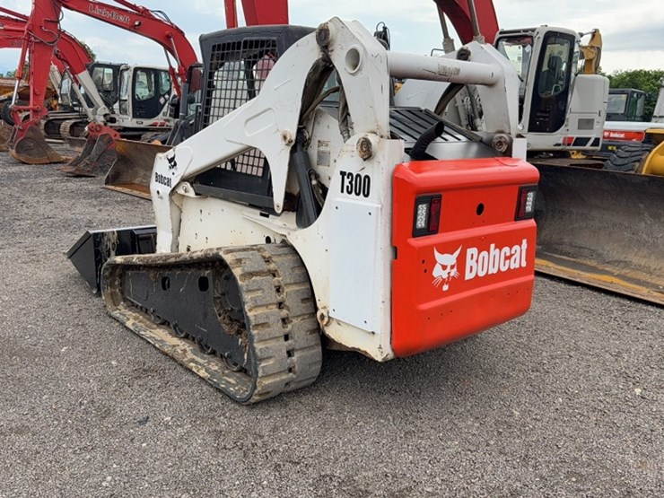bobcat-t300-image-8