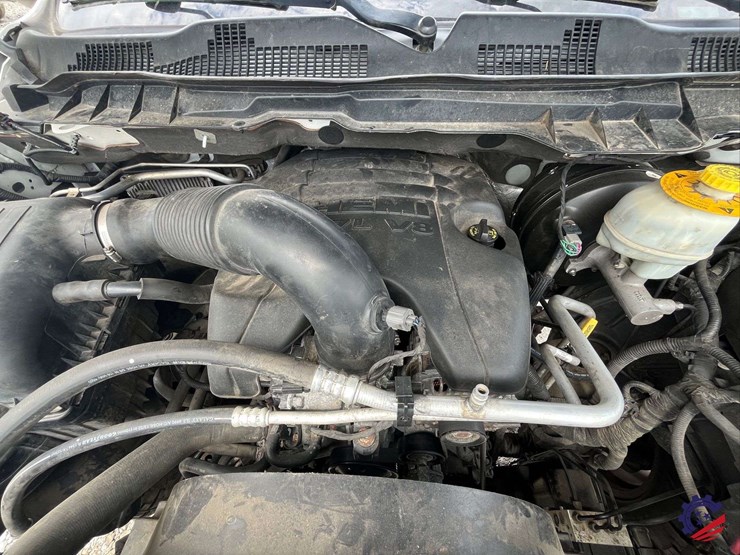 2014-dodge-1500-image-38