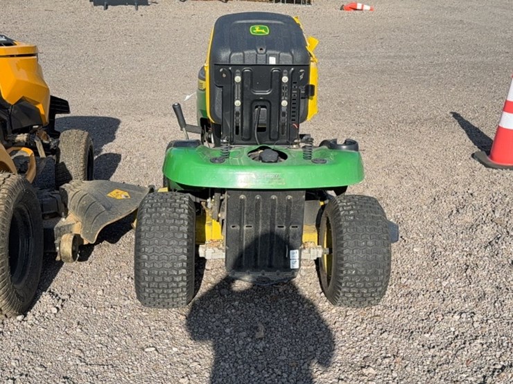 john-deere-d110-image-6