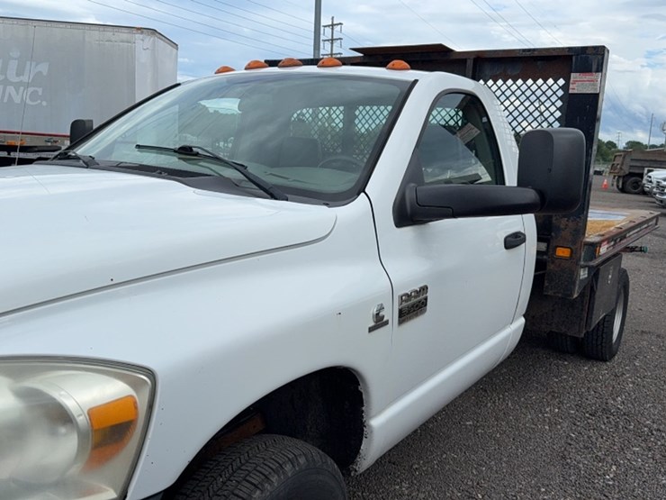 2007-dodge-3500-image-4