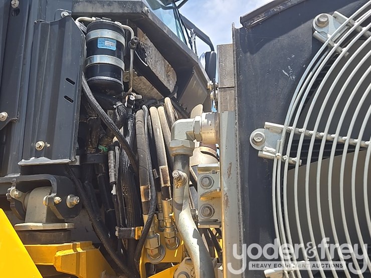 2023-deere-260e-image-41