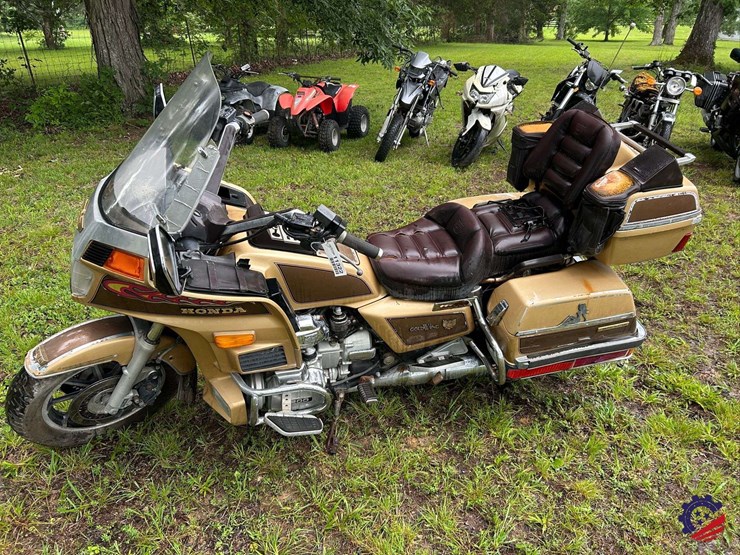 1985-honda-gl1200-(goldwing)-l-motorcycle-image-33