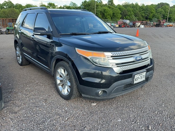 ford-explorer-image-3