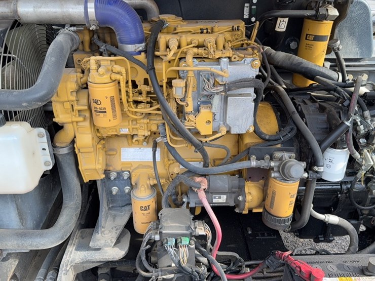 2008-caterpillar-tl1055-image-7
