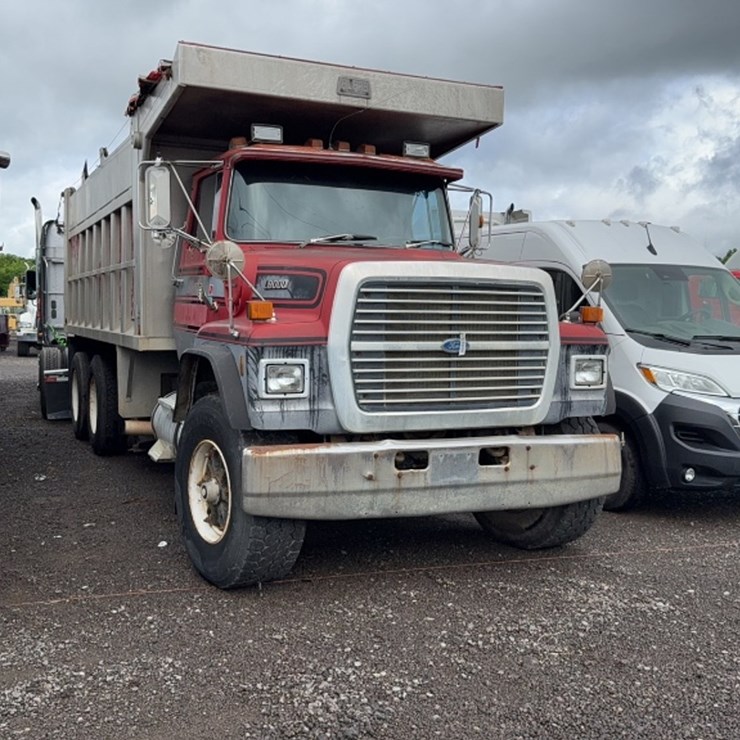 1988 FORD L9000
