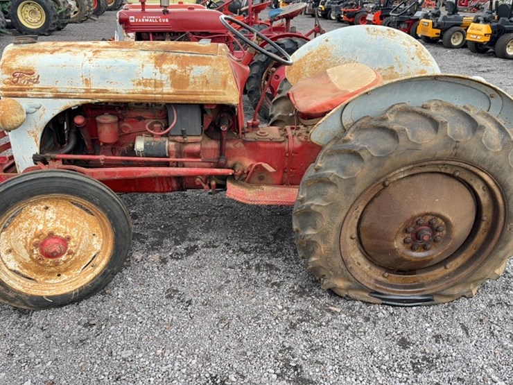 ford-tractor-image-12