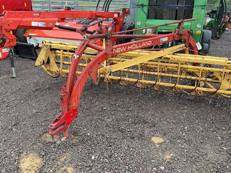new-holland-258-image-2